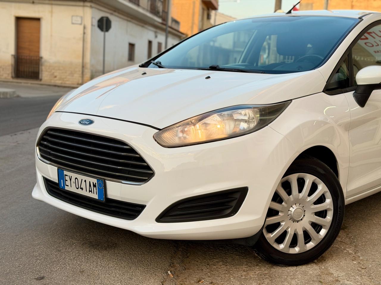 Ford Fiesta 1.4 5 porte Bz.- GPL