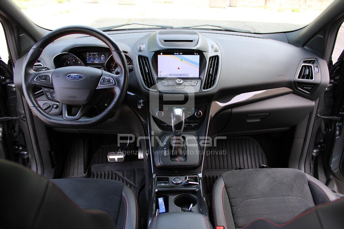 FORD Kuga 2.0 TDCI 150 CV S&S 4WD Powershift ST-Line