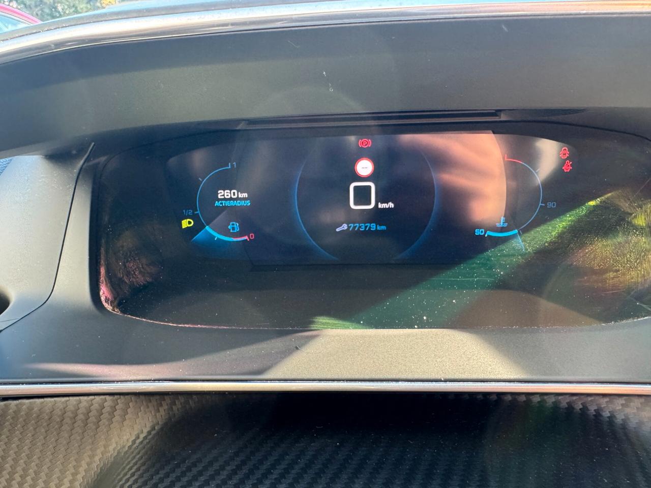 Peugeot 2008 BlueHDi 100 S&S Allure