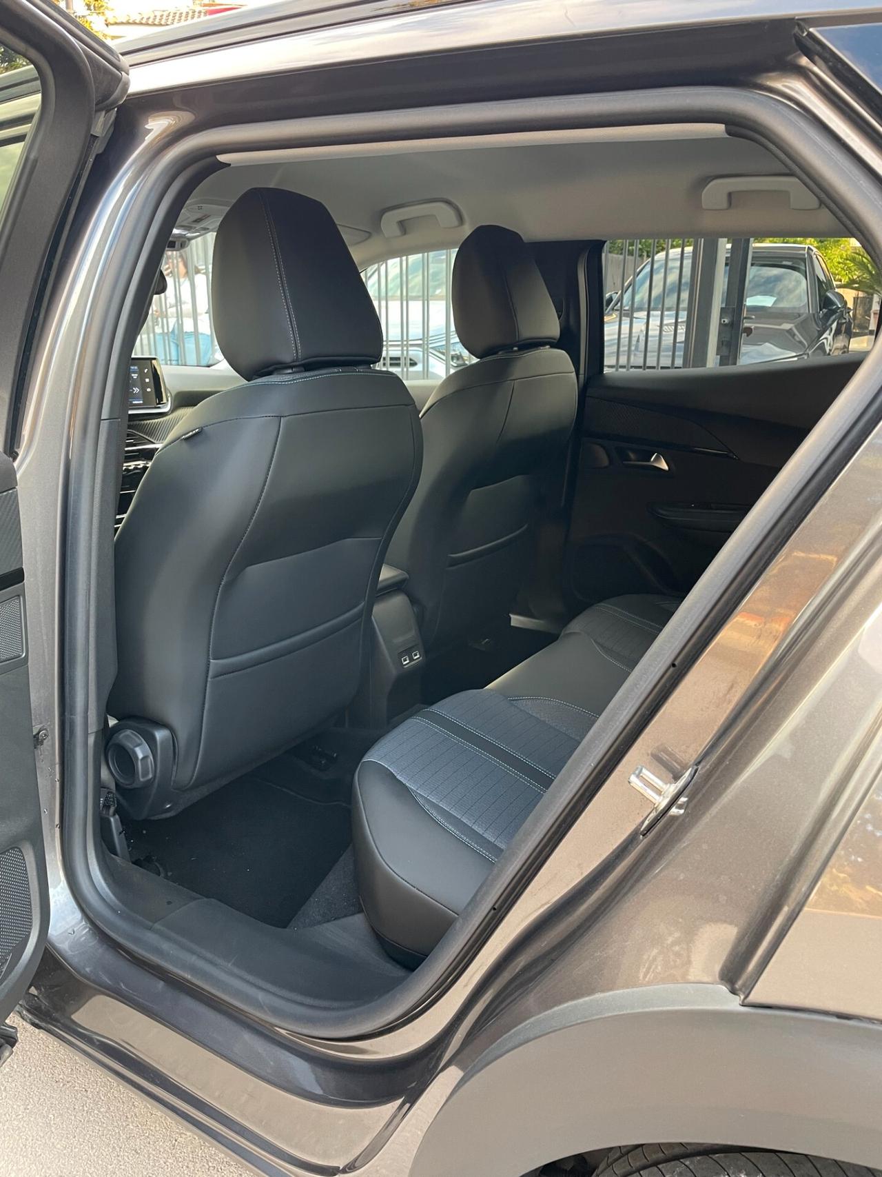 PEUGEOT 2008 BlueHDi 130 S&S EAT8 ALLURE PACK