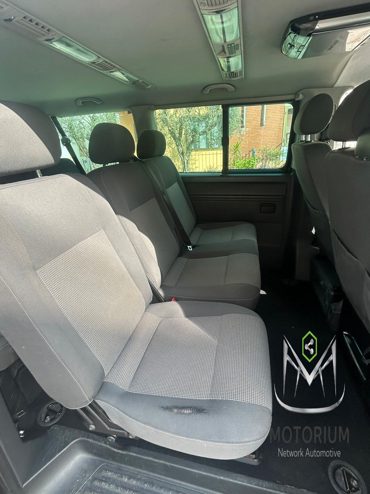 Volkswagen T5 Caravelle