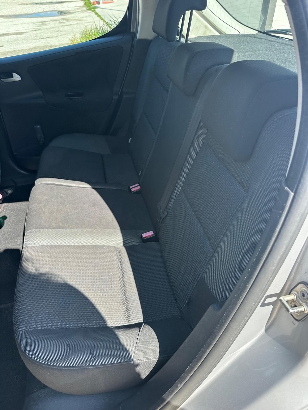 Peugeot 207 1.4 HDi 70CV