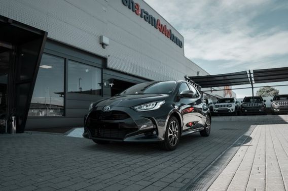 TOYOTA Yaris 1.5 Hybrid 5 porte Trend