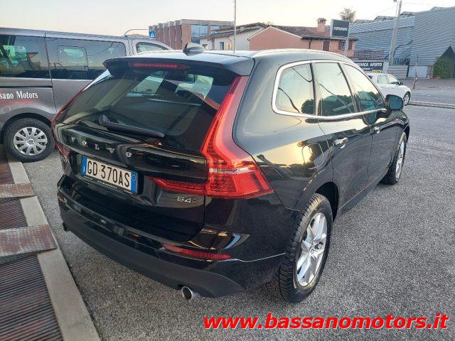 VOLVO XC60 B4 (d) AWD Geartronic Momentum Pro