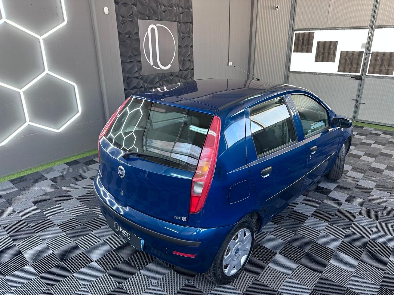 Fiat Punto 1.2 16V 5 porte Emotion