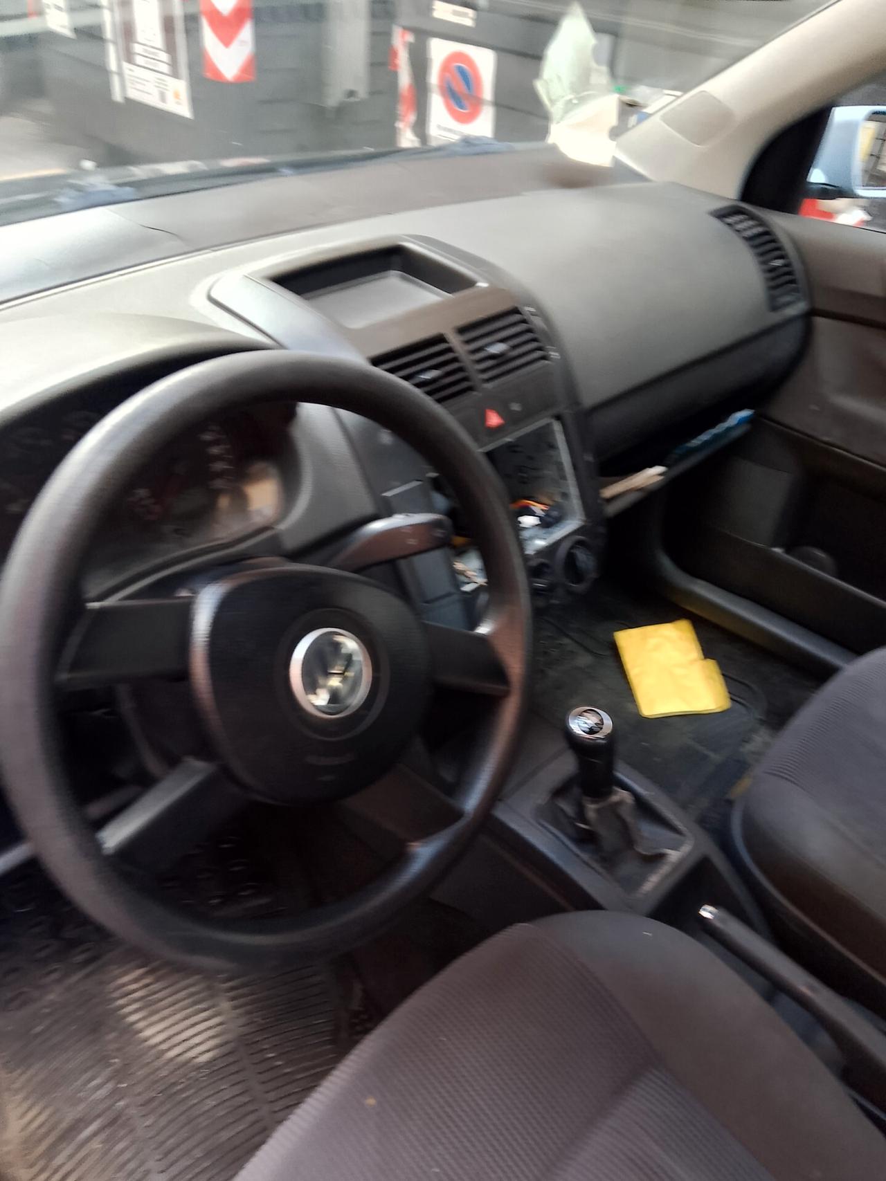 Volkswagen Polo 1.4/80CV 16V 3p. Comfortline