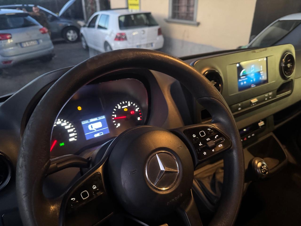 Mercedes Benz sprinter sponda idraulica
