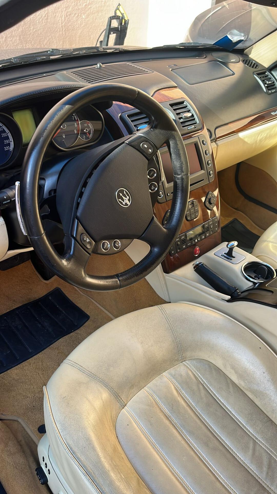 Maserati Quattroporte