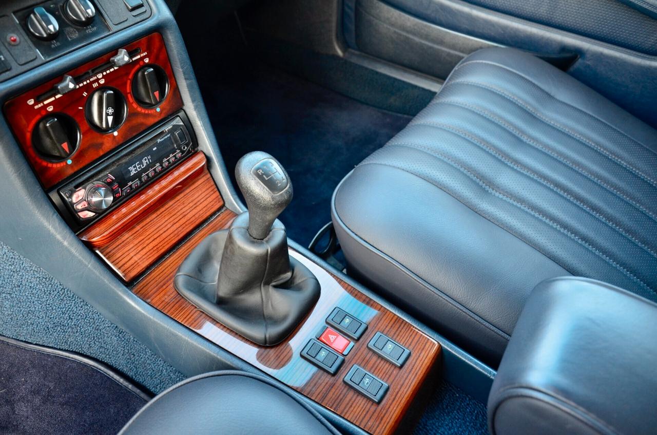 MERCEDES 240D RESTAURATA, 2 proprietari, da Collezione!