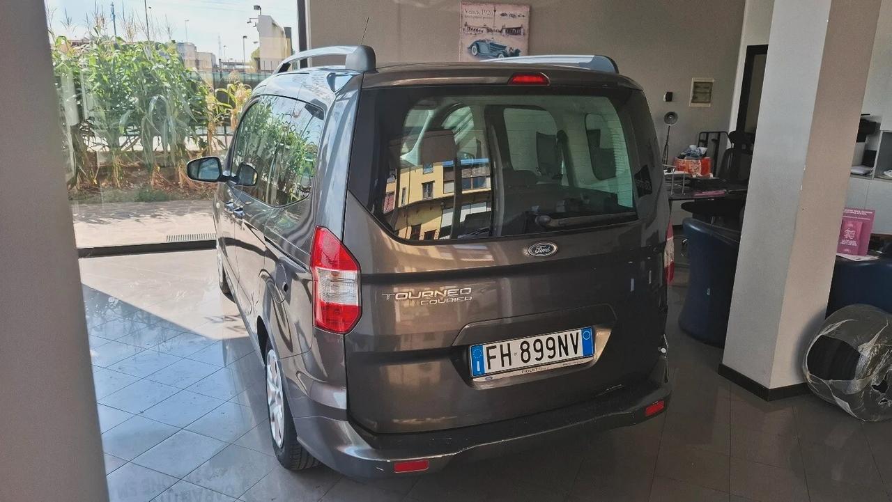 Ford Tourneo Courier 1.5 TDCI 75 CV Plus