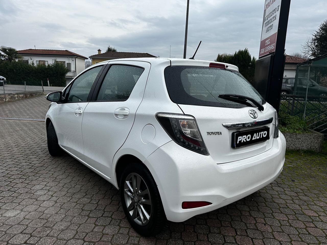 Toyota Yaris 1.4 D-4D 5 porte Lounge