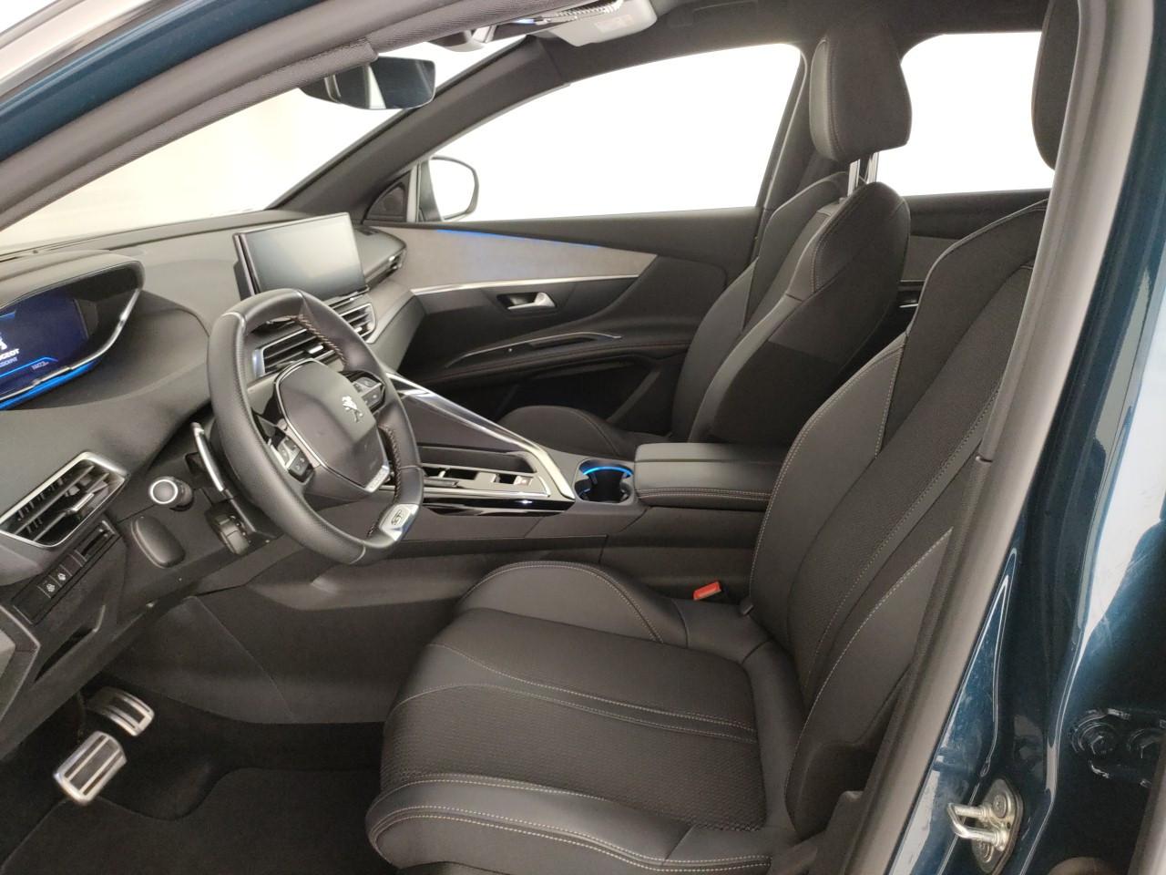 PEUGEOT 3008 1.2 hybrid 48V GT 136cv e-dcs6