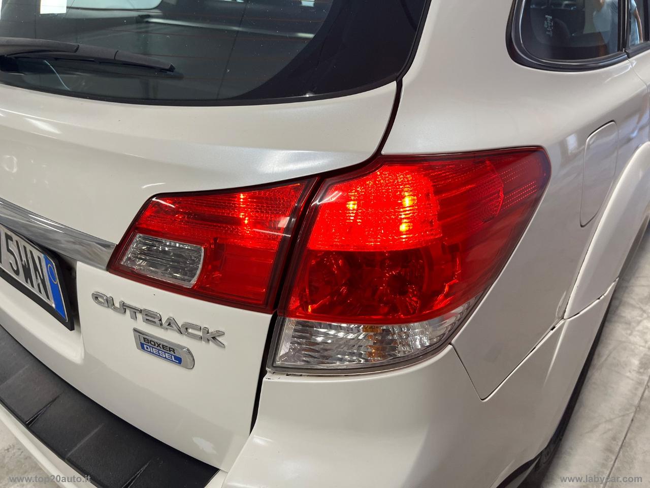 SUBARU Outback 2.0D CVT Exclusive|INTERNI IN PELLE|TETTO PANORAMICO