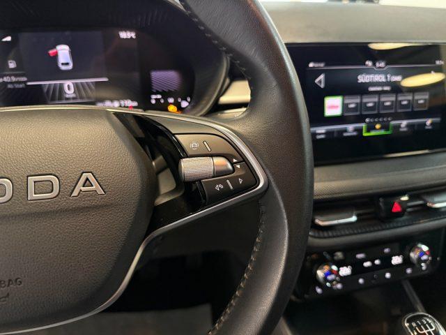 SKODA Fabia 1.0 TSI Style Bluetooth Radio LED Smartlink