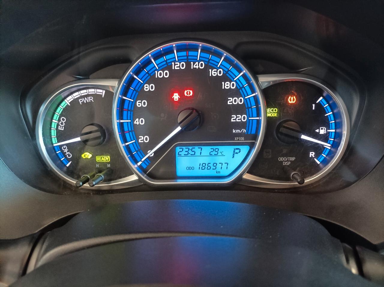 Toyota Yaris 1.5 Hybrid 75CV CERTIFICATA