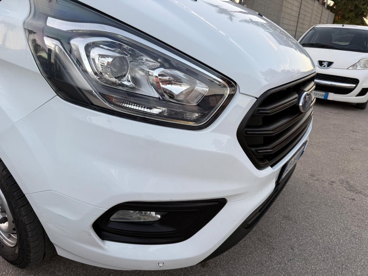 Ford Transit Custom 2.0 Diesel 3 Posti