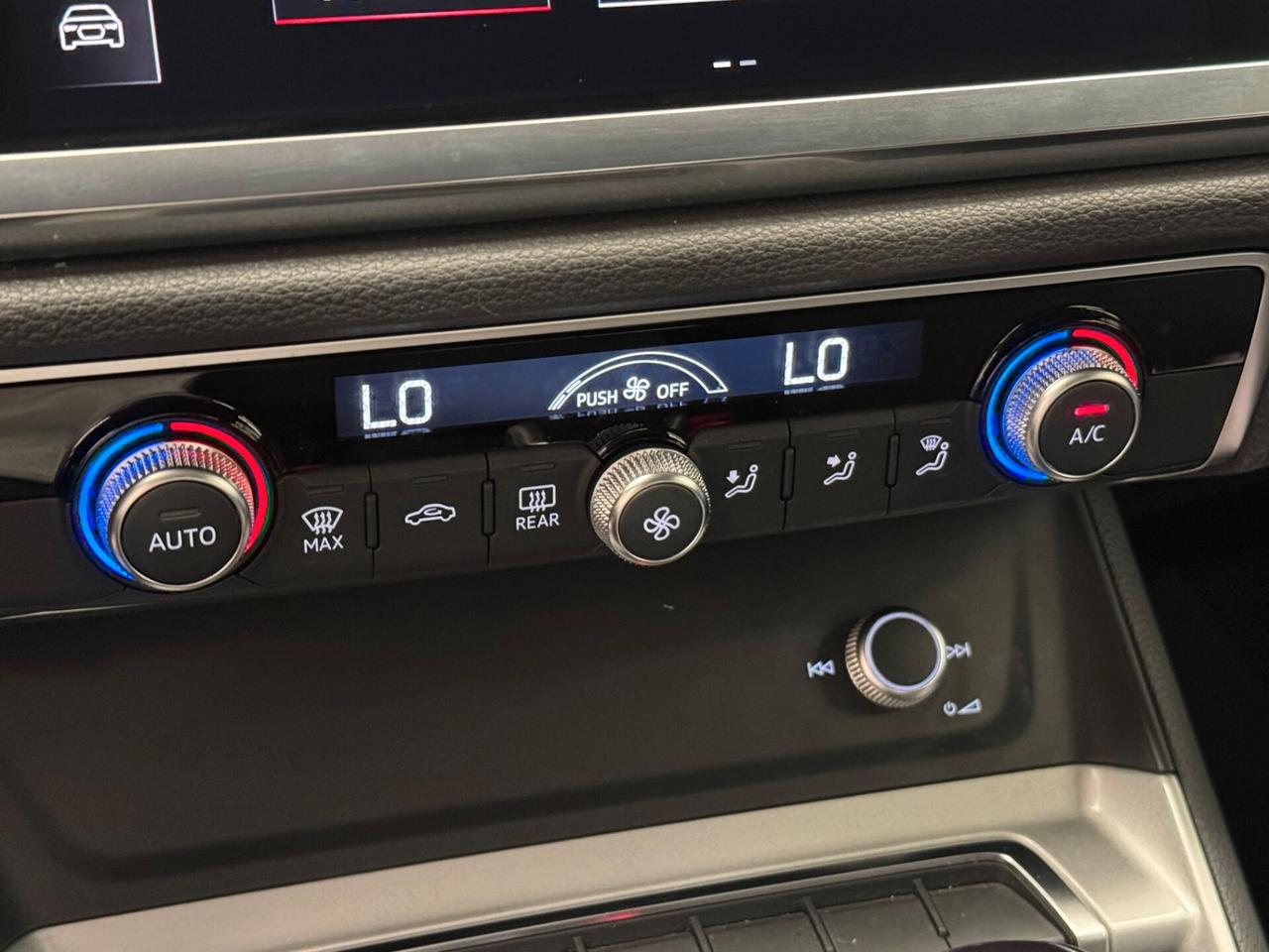 Audi Q3 35 TFSI S tronic MHEV