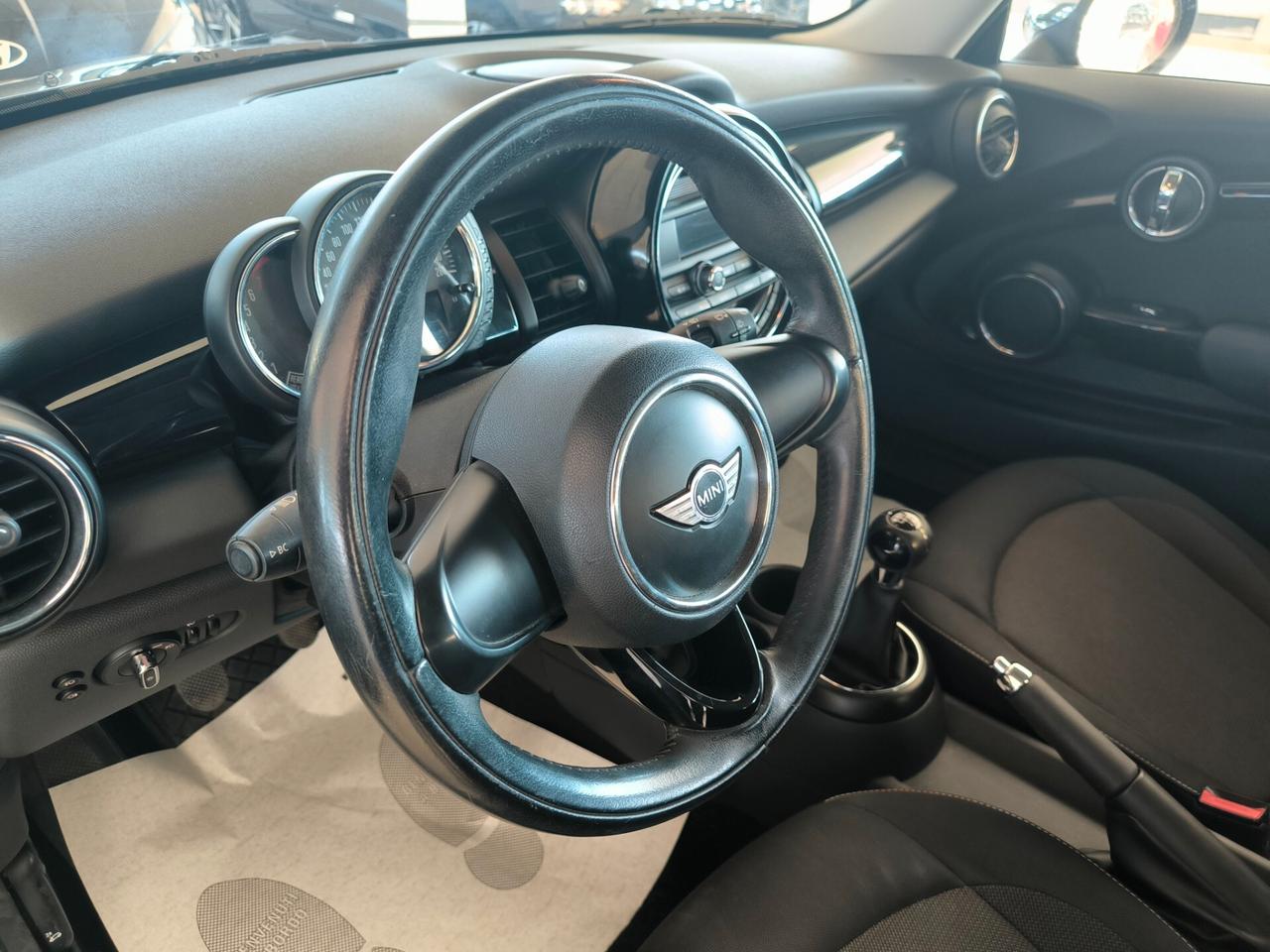 Mini Cooper 1.5 Benzina 136CV - 69550 Km - manuale 6M