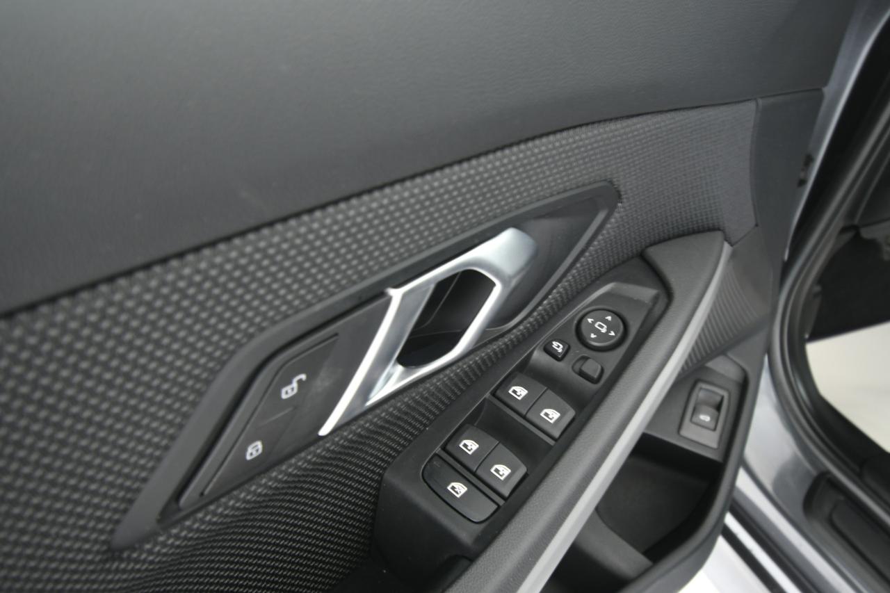 BMW 320d Touring mhev 48V xdrive Business Advantage auto APP CONNECT