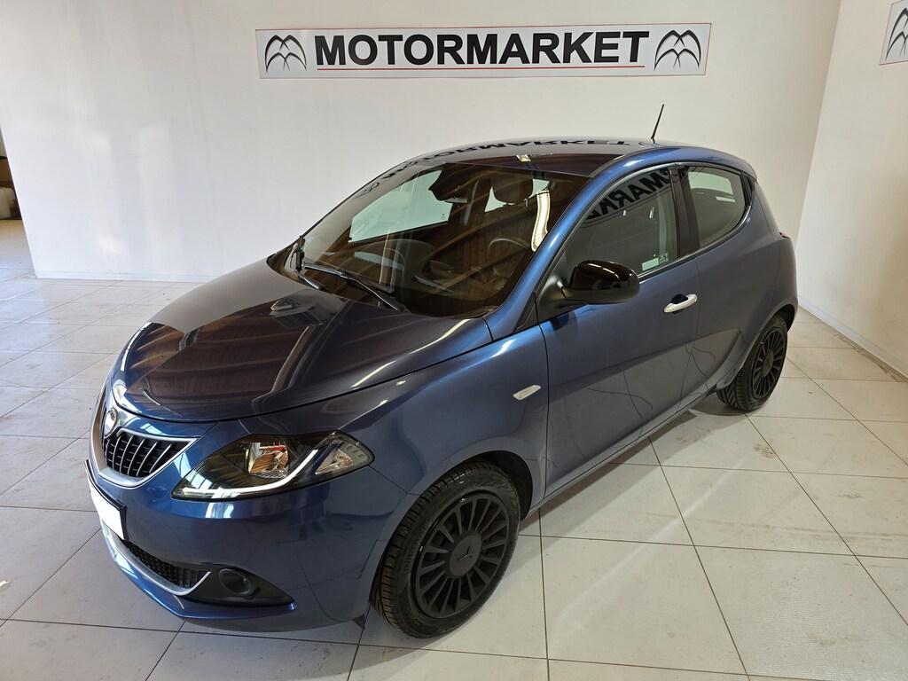 Lancia Ypsilon 5 Porte 1.0 FireFly Hybrid Silver