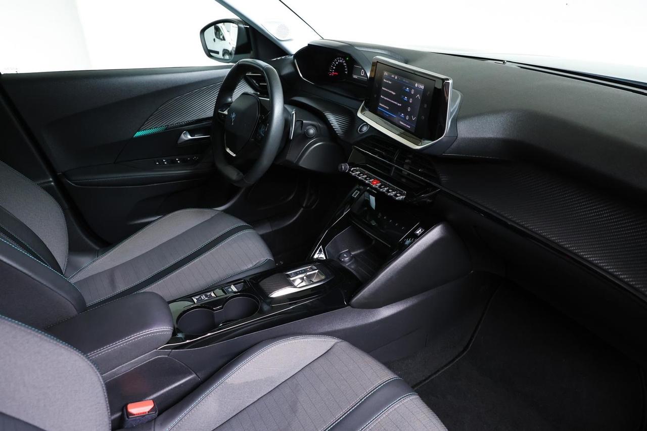 Peugeot 2008 BlueHDi 130 S&S EAT8 Allure Pack