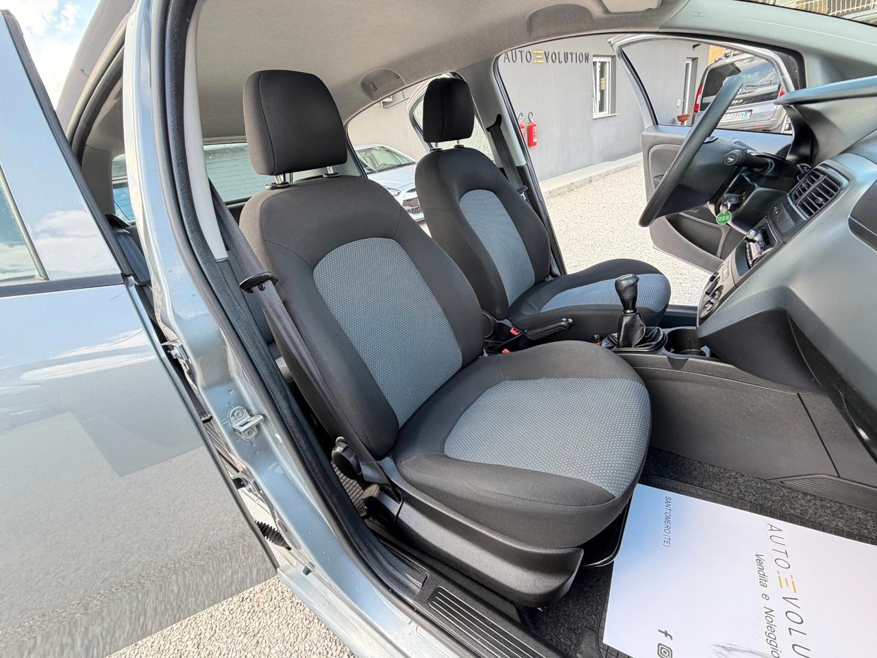 Fiat Grande Punto 1.3 MJT 75 cv 5 p 119.355 km unico proprietario
