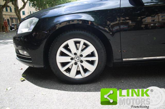 VOLKSWAGEN Passat Var. 2.0 TDI Highline Blue M.Tech.