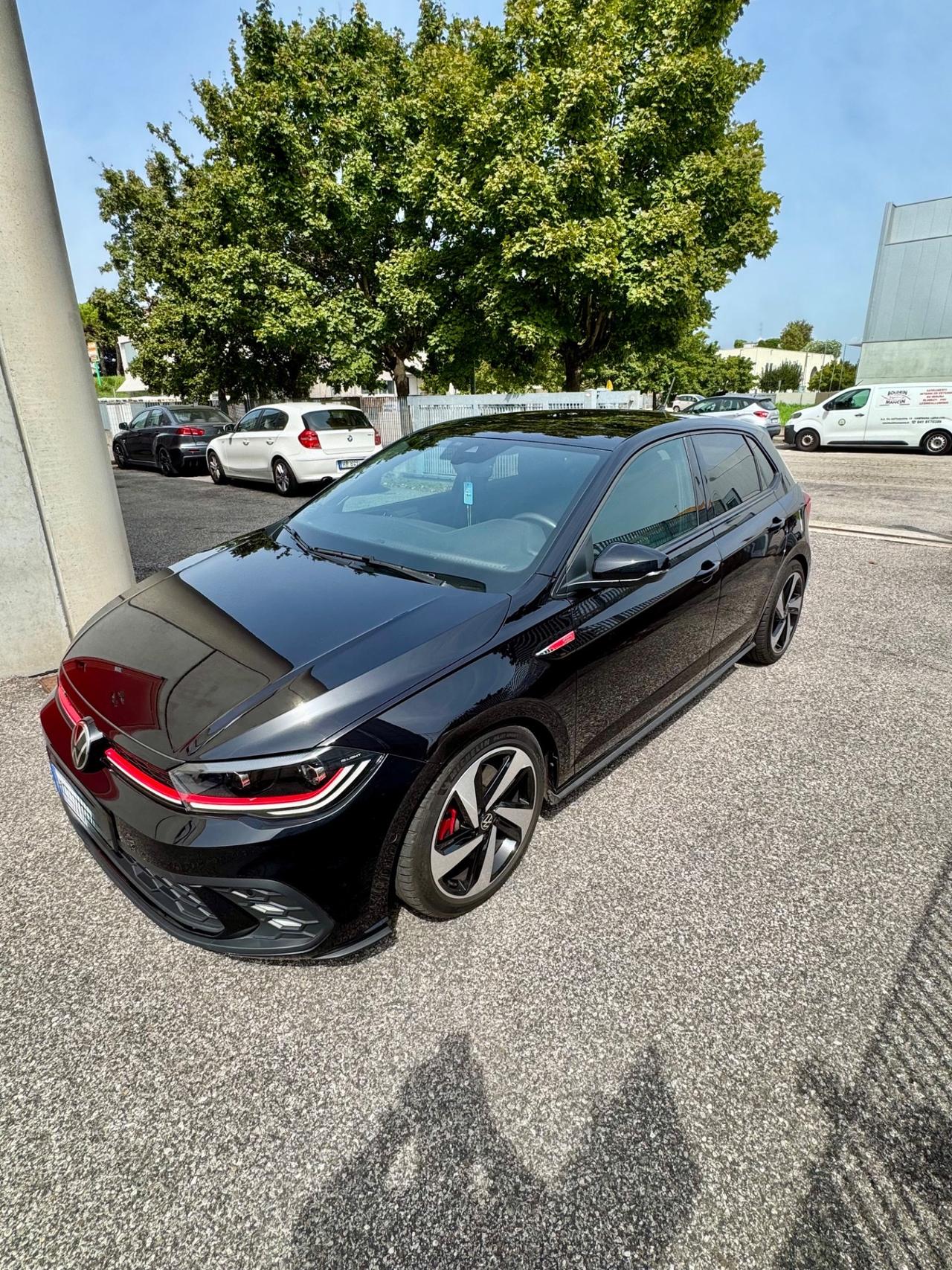 Volkswagen Polo 2.0 TSI DSG GTI