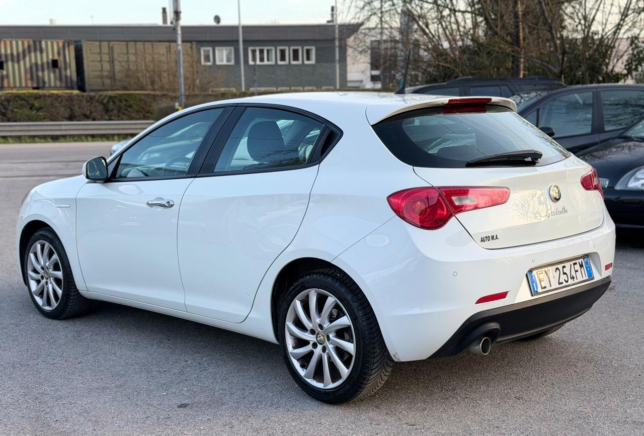 Alfa Romeo Giulietta 2015 1.6 JTDm- ok neopatentati ! ! !