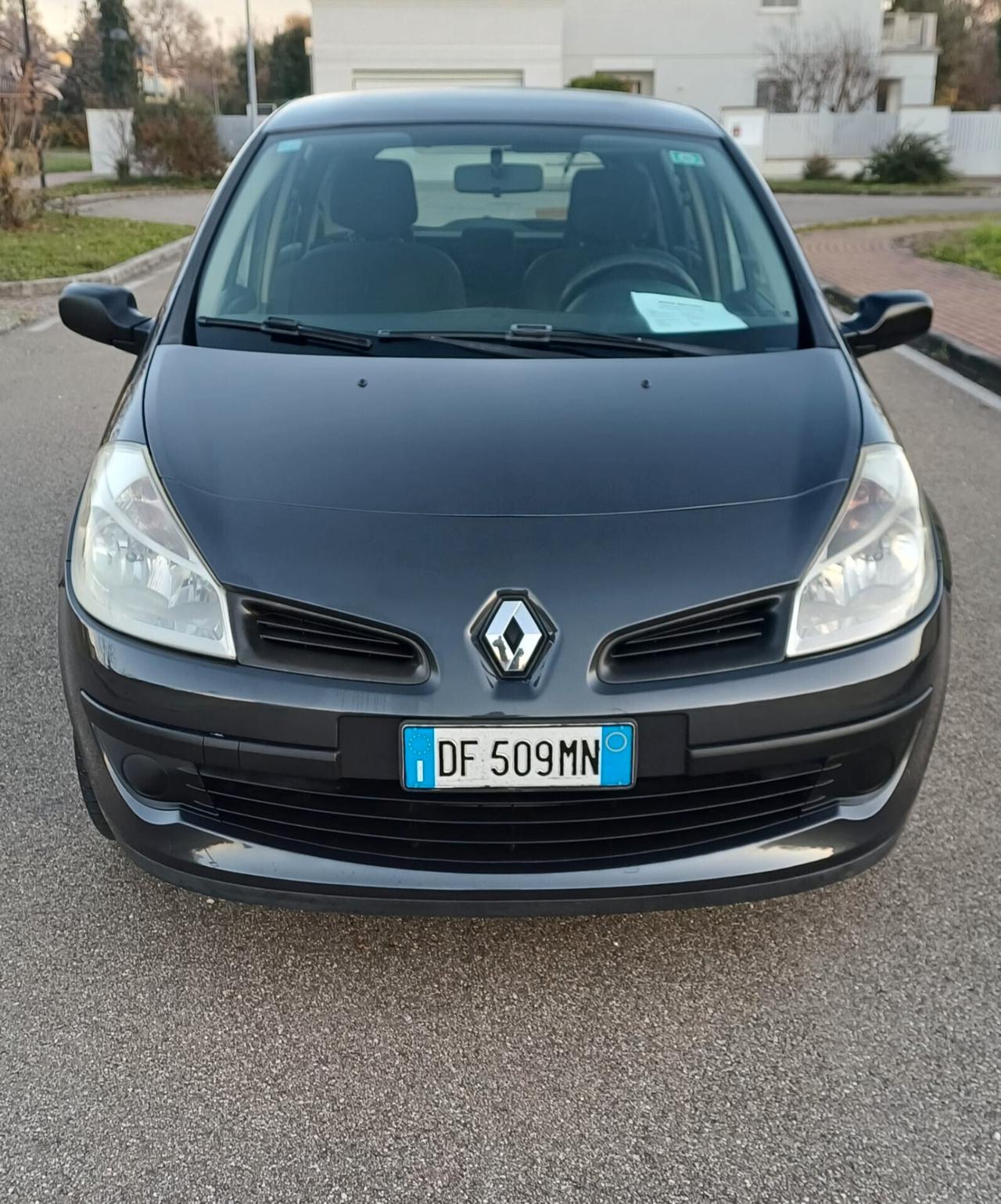 Renault Clio 1.2 16V 5 porte Luxe