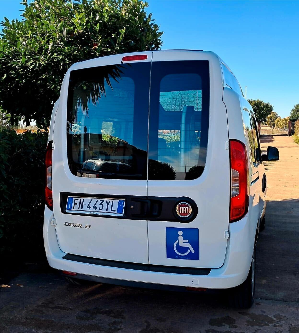 Fiat Doblo EURO 6 TETTO ALTO TRASPORTO DISABILI