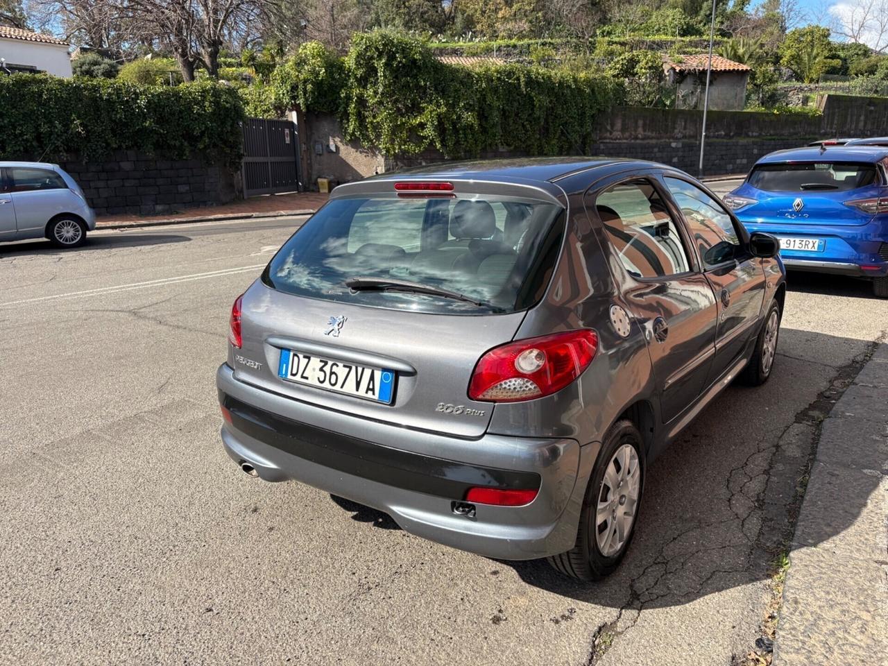 Peugeot 206 Plus 1.4 HDi 70CV 5p. Trendy 2009