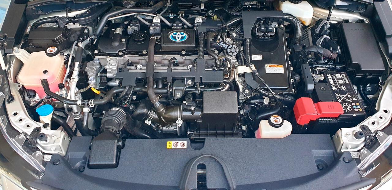 TOYOTA COROLLA 1.8 BENZINA/HYBRID ANNO 2020 EURO 6