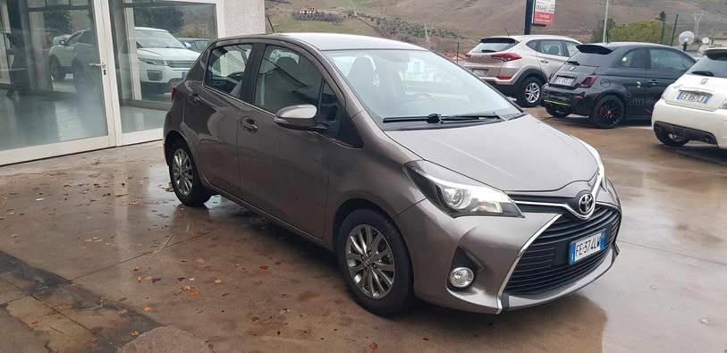 Toyota Yaris 1.0 Mpi 69cv Lounge " SOLO 36.000 KM "