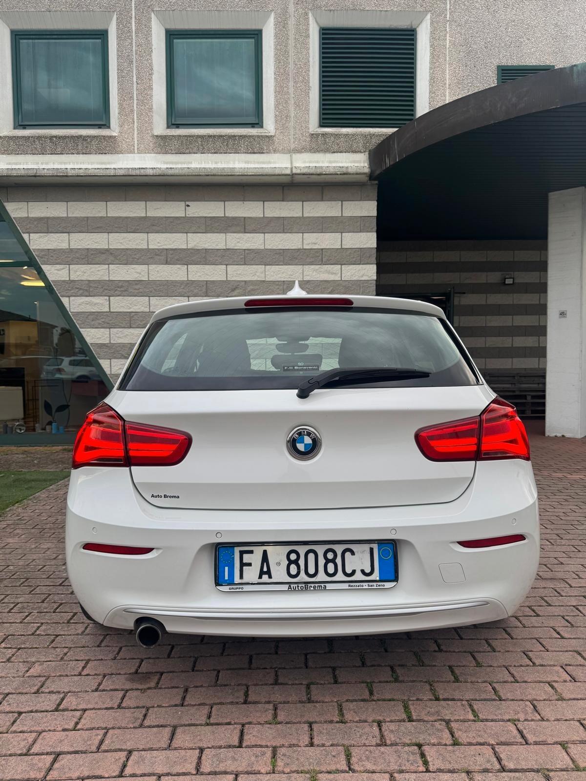 Bmw 116 116d 5p. Urban