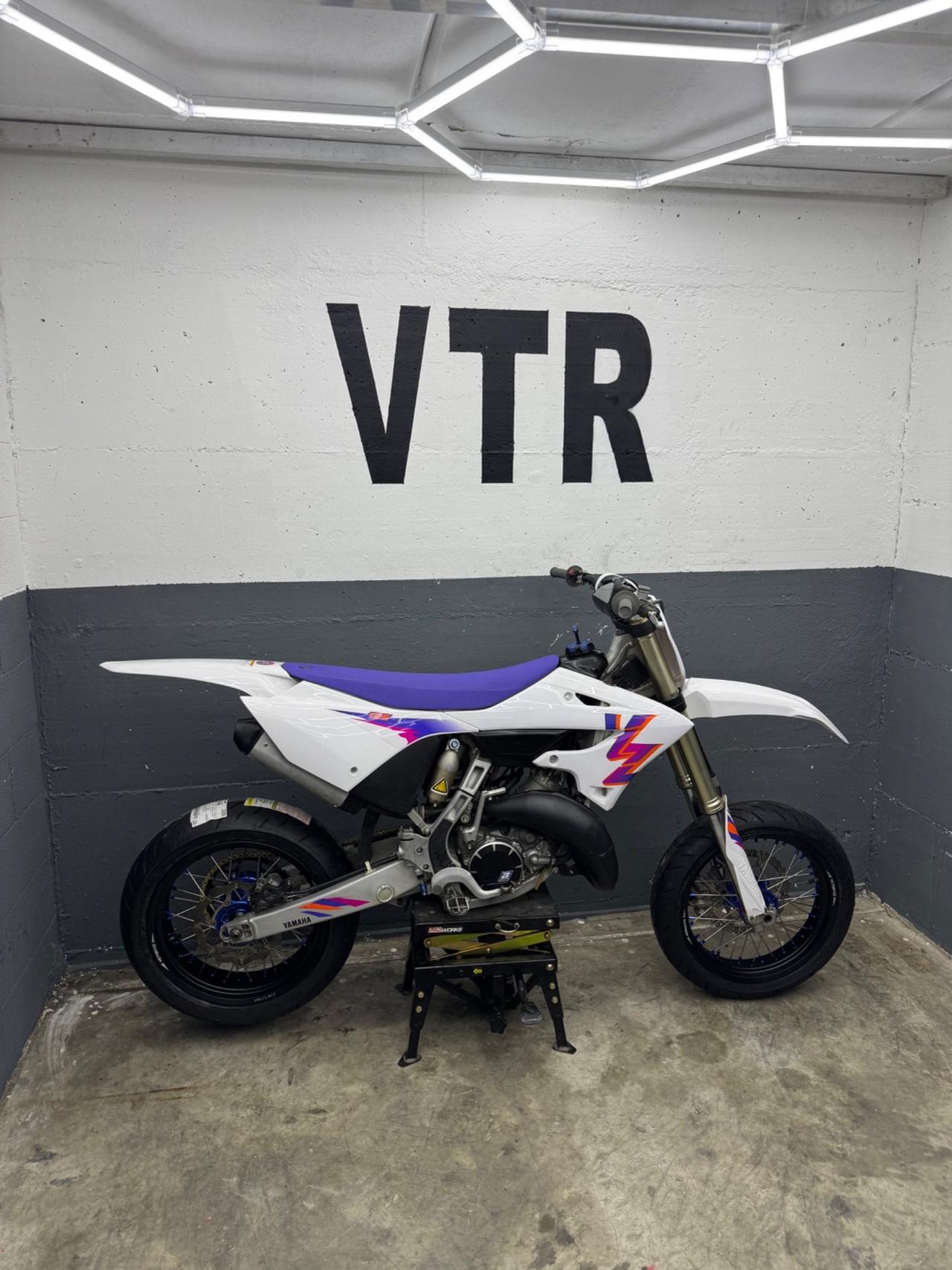 Yamaha YZ 125