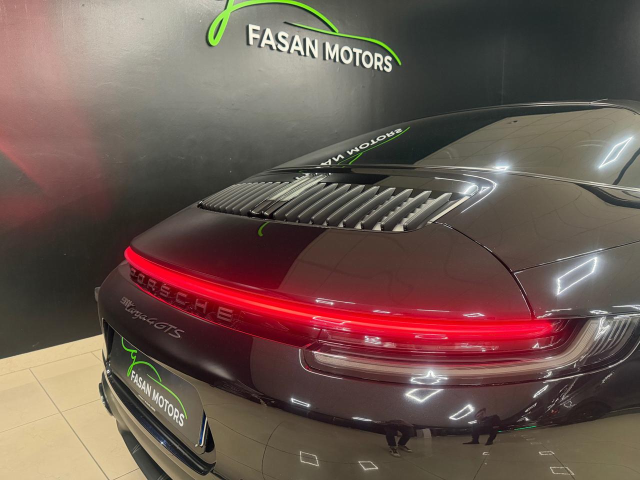 Porsche 911 Targa 3.0 4 GTS auto