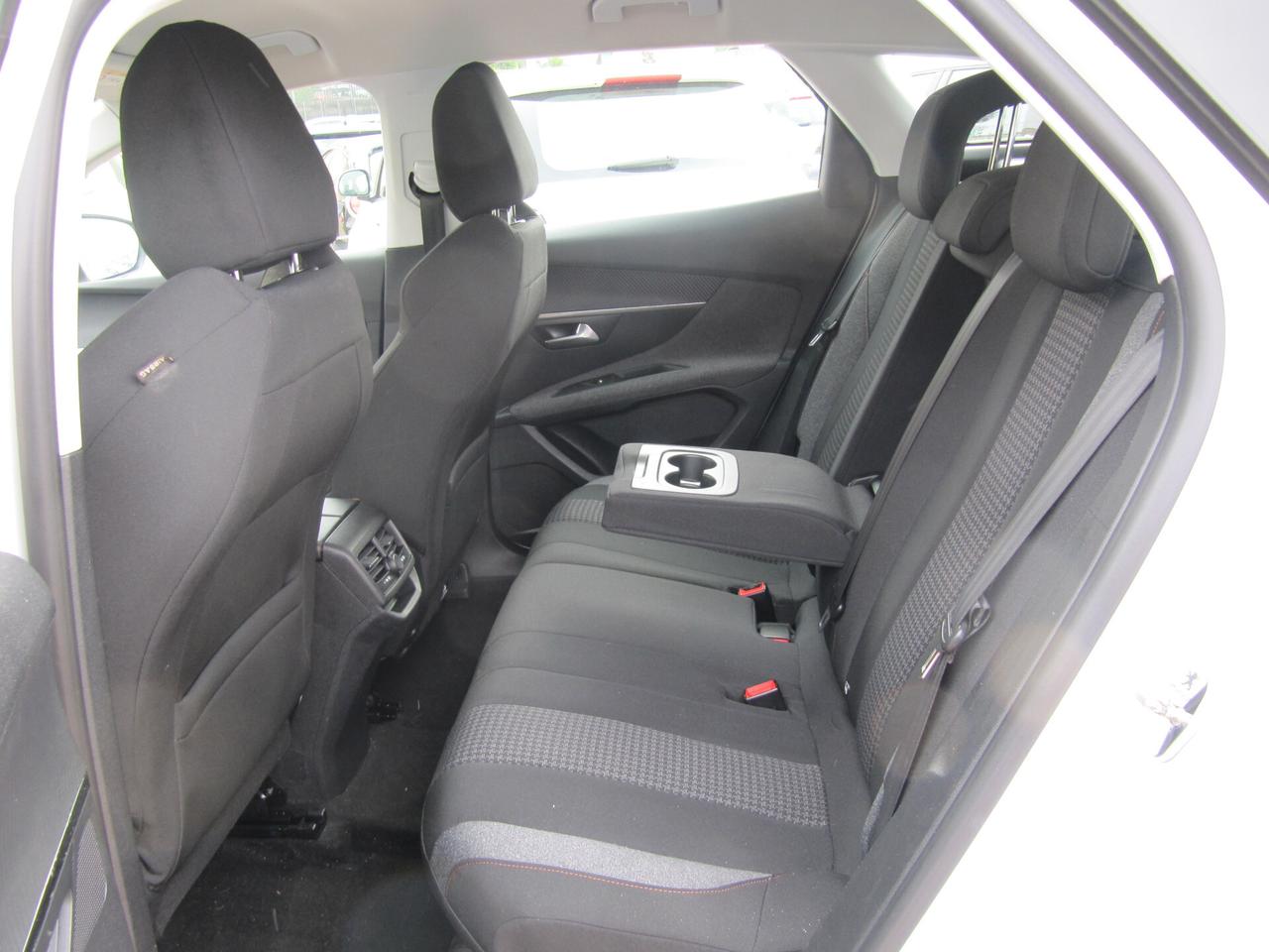 Peugeot 3008 BlueHDi 120 S&S Active