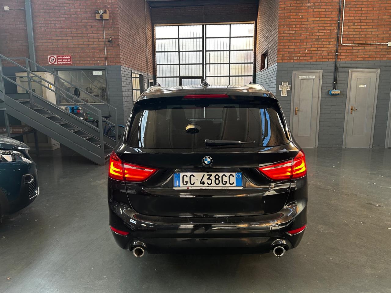 Bmw 218 gran tourer 7postiosti auto Full LED
