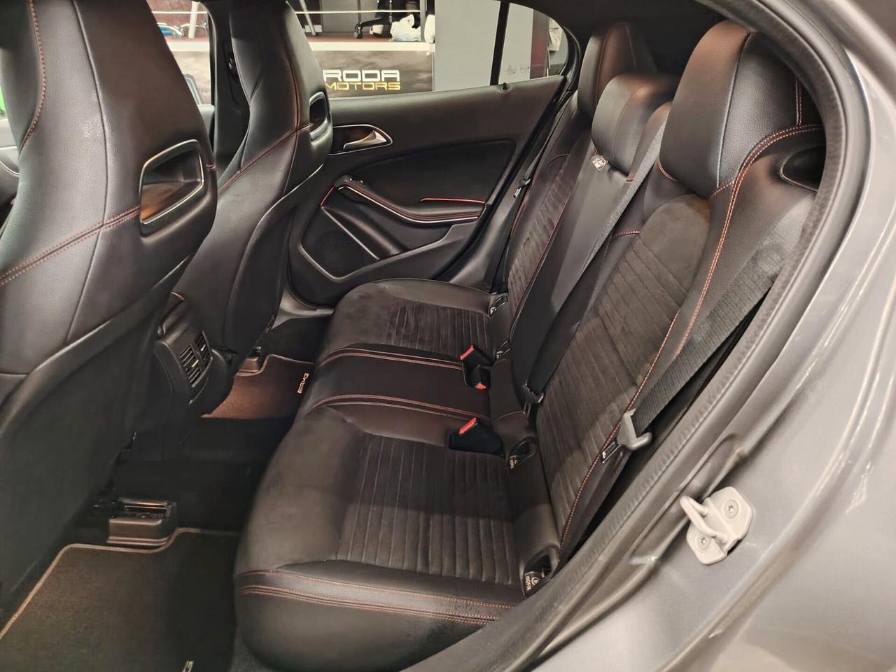 Mercedes-benz GLA 200 d Automatic Premium