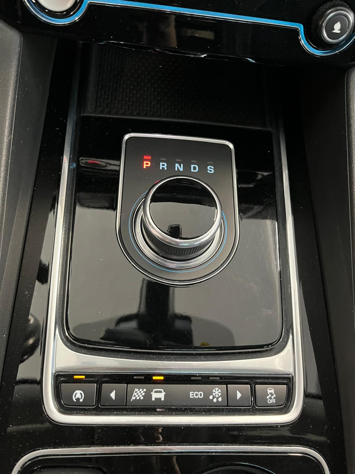 Jaguar F-Pace 2.0d R-Sport awd 180cv auto