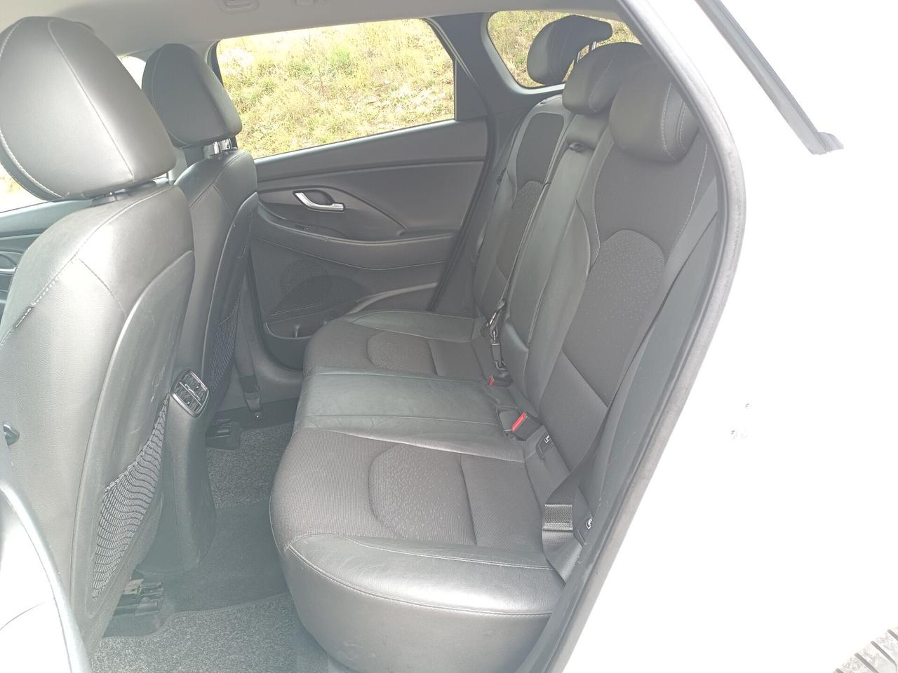 i30 Wagon 1.6 CRDi 110CV DCT Business