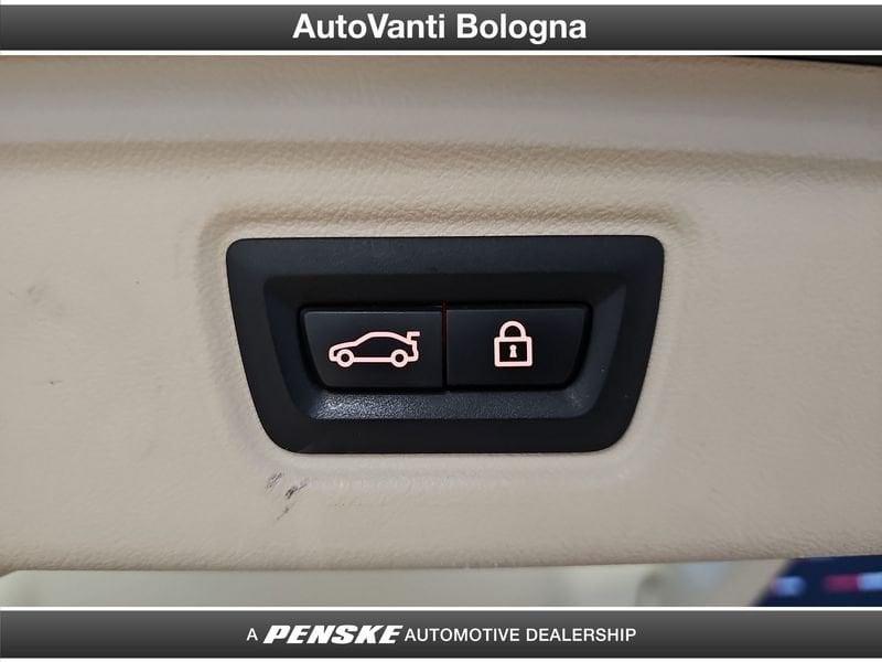 BMW Serie 3 320d Touring mhev 48V xdrive Luxury auto