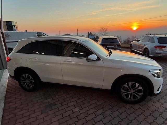 Mercedes-benz GLC 220 Sport 4matic auto, Gancio Traino, Led, Navi, 17"