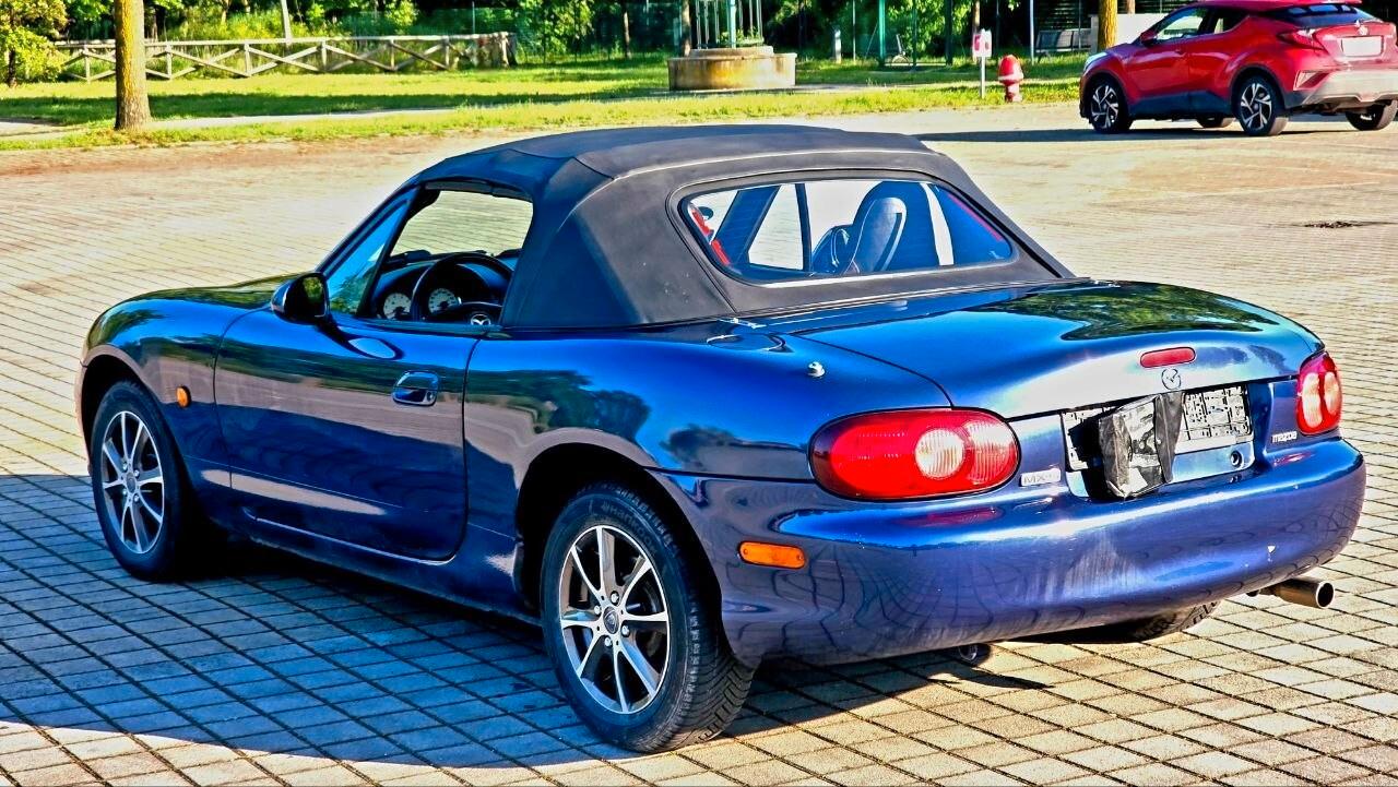 Mazda MX5 1.6i Spider MX5 roadster