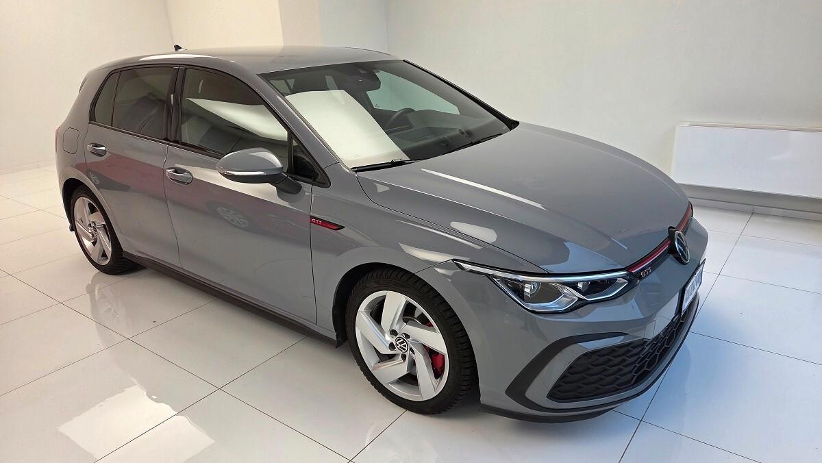 Volkswagen Golf GTI Golf 2.0 TSI GTI