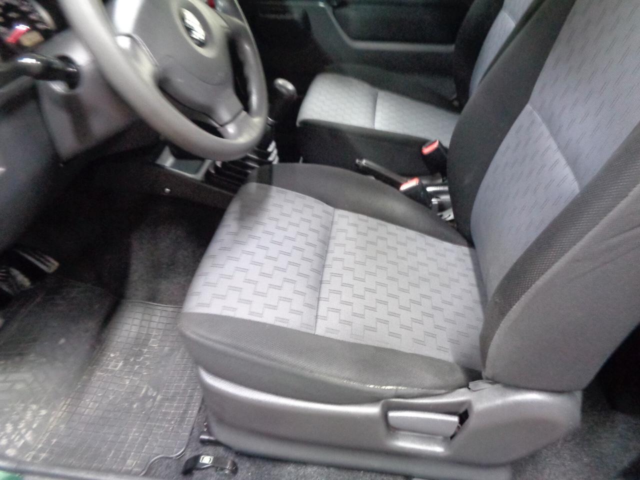 Suzuki Jimny 1.3i 16V cat 4WD JLX