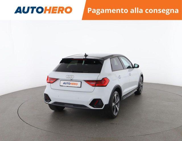 AUDI A1 citycarver 30 TFSI S tronic Identity Contrast