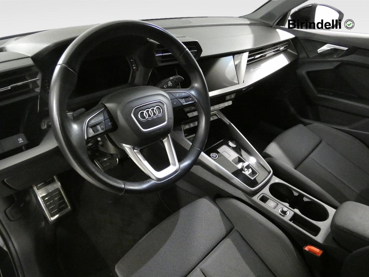 AUDI A3 4ª serie - A3 Sedan 35 TDI S tronic S line edition
