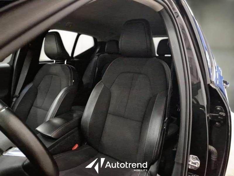Volvo XC40 T3 163 CV Automatica NAVI LED Business Plus
